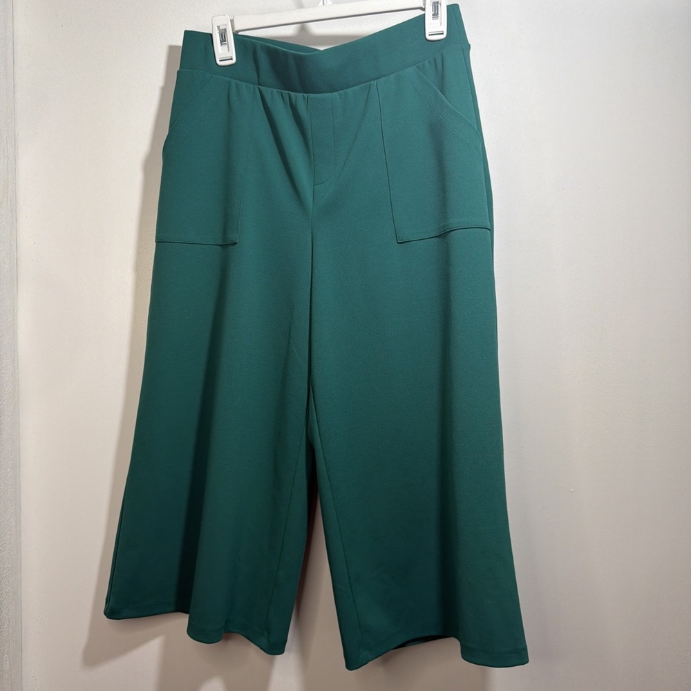 Nina Leonard Crepe Wide Leg Cropped Pants Medium Green Tummy Smoothing Waist